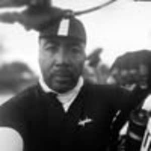 Meet your Posher, Omari